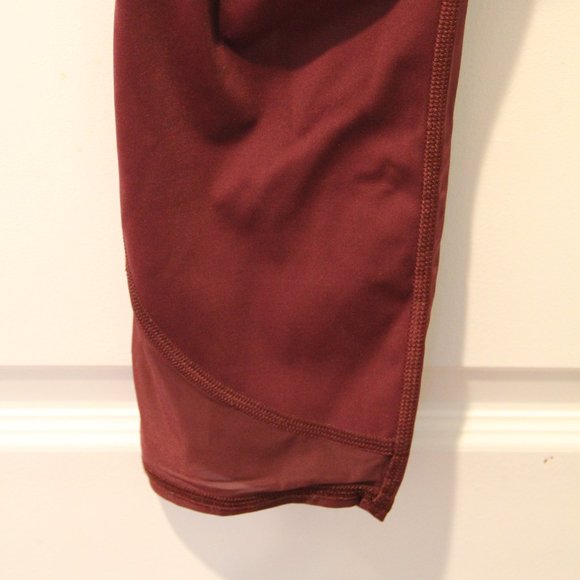 Athleta Lightning Capri in Burgundy (Size M) - Picture 9 of 13